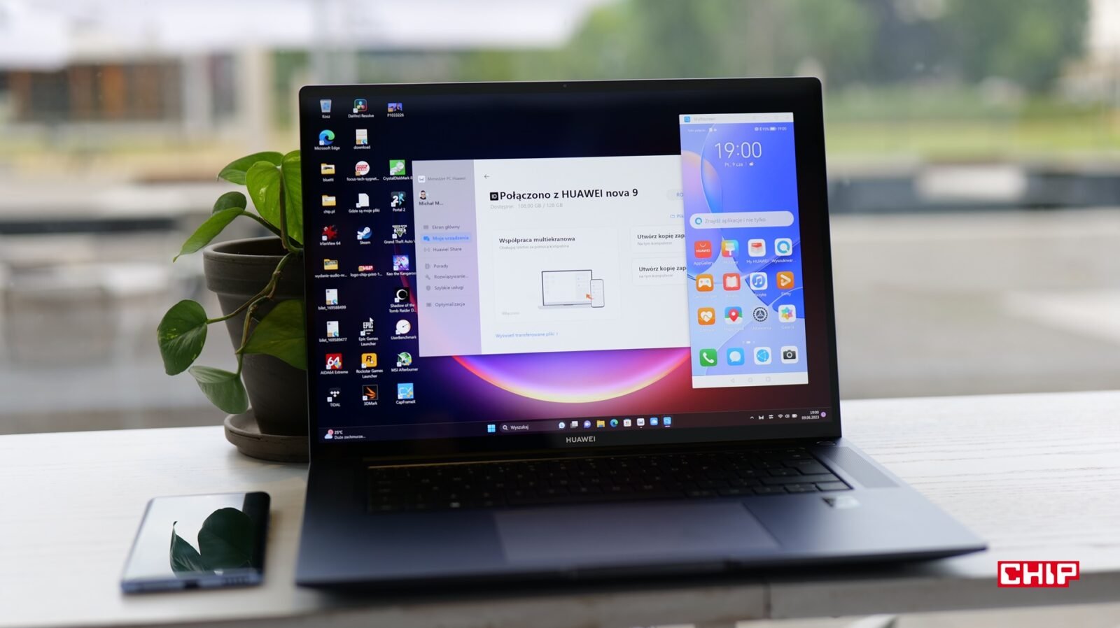Huawei MateBook 16s i przenoszenie ekranu smartfona do laptopa