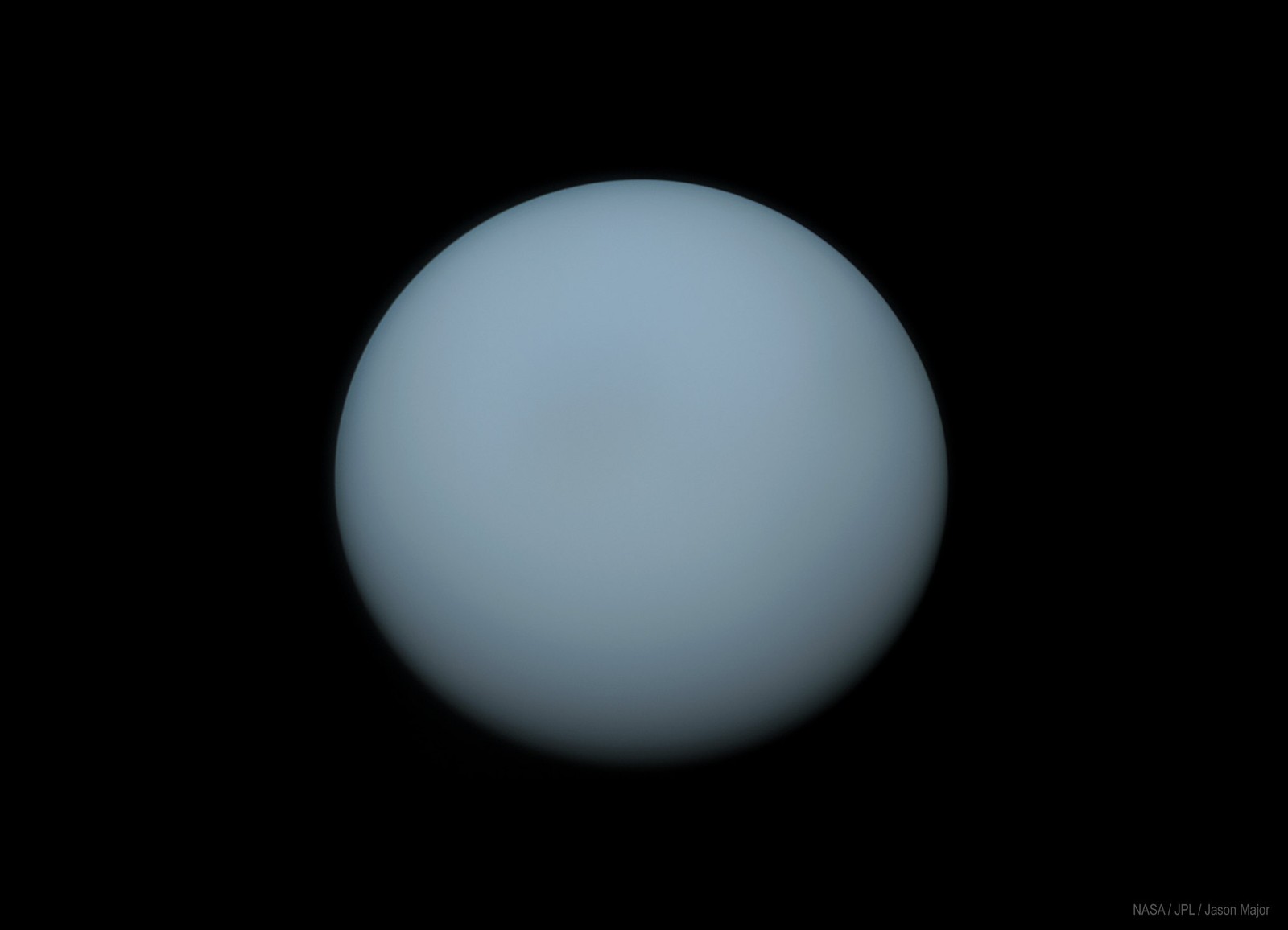 Uran na oszałamiających zdjęciach. Są tak szczegółowe, że widać na nich pierścienie tej planety