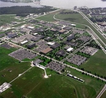 Haker twierdzi, że w komputerach należących do Amerykańskiej Agencji Kosmicznej NASA (na zdjęciu) znalazł dowody na istnienie UFO.