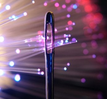 Swiatłowody będą musiały wyprzeć przestarzałe kable miedziane, aby dostęp do Internetu był jeszcze szybszy.