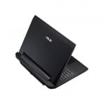 Asus G740x opiera się na 64-bitowym systemie Windows 7 Ultimate, Professional lub Home Premium