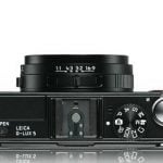 Leica D-Lux 5 wykorzystuje rozwiązania techniczne aparatu Panasonic Lumix DMC-LX5. Droższy odpowiednik odróżnia od pierwowzoru głównie dołączone oprogramowanie Adobe Lightroom, design obudowy i nieco zmieniony algorytm obróbki obrazu.