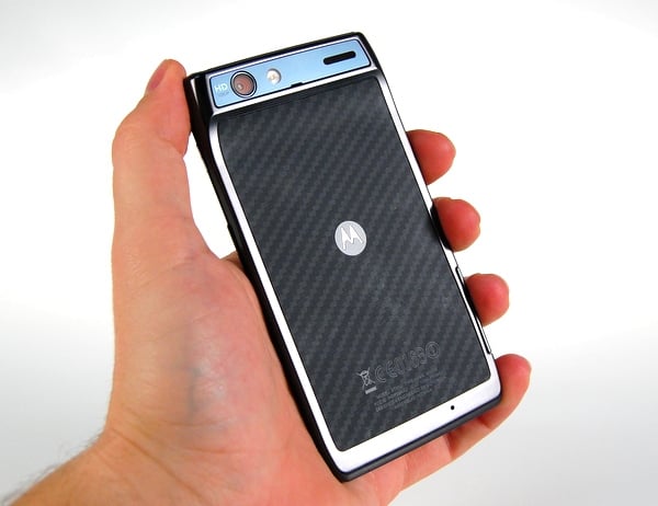 8-megapikselowy aparat i kamera HD.