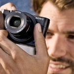 Grupę docelową nowego modelu Sony mają stanowić przede wszystkim mężczyźni w średnim wieku zainteresowani fotografią