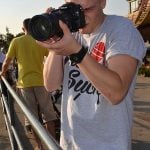 Nikon D700 tworzy zrównoważony, wygodny zestaw nawet po podłączeniu dużych obiektywów.