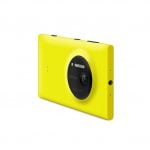 Wizualnie Lumia 1020 niewiele różni się od poprzednich smartfonów Nokii. Najważniejszą nowość znajdziemy z tyłu urządzenia: to aparat z 41-megapikselową matrycą.