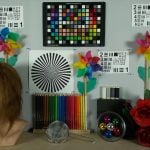 Zdjęcie laboratoryjne zarejestrowane przy świetle dziennym: Fotografia jest ostra, ale kolory zdecydowanie za zimne.
