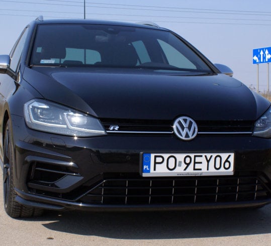 Volkswagen Golf R Variant