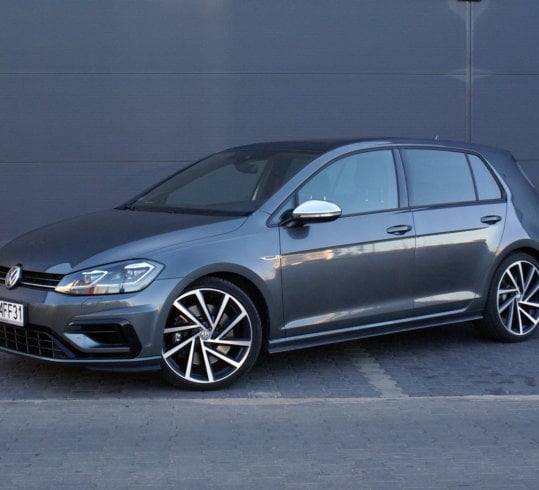 VW Golf R z zewnątrz