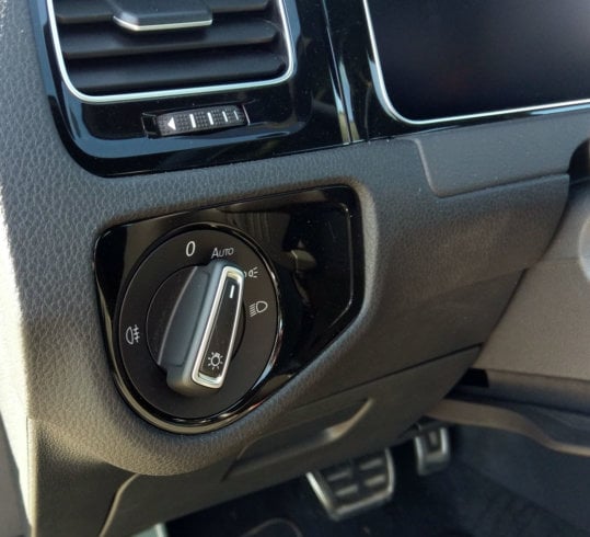 VW Golf R Variant - kokpit