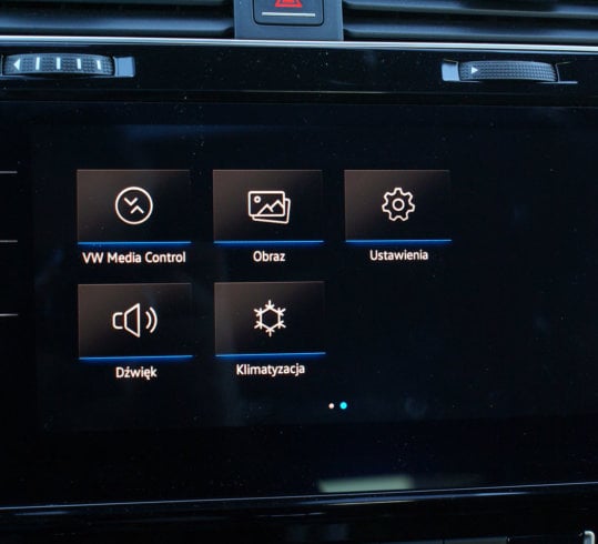 VW Golf R - kokpit
