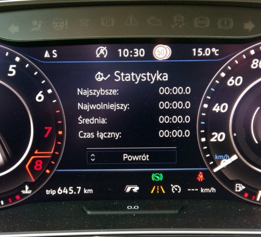 VW Golf R Variant - kokpit