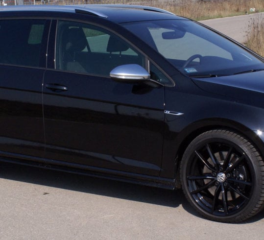 Volkswagen Golf R Variant