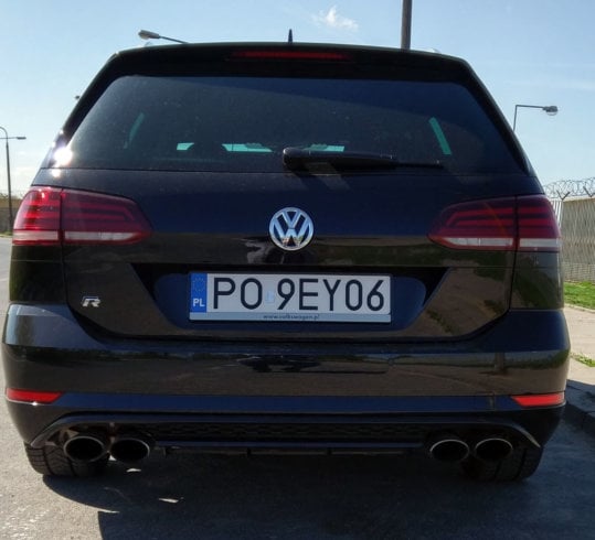 Volkswagen Golf R Variant