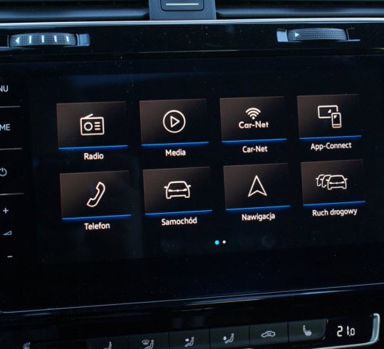 VW Golf R - kokpit