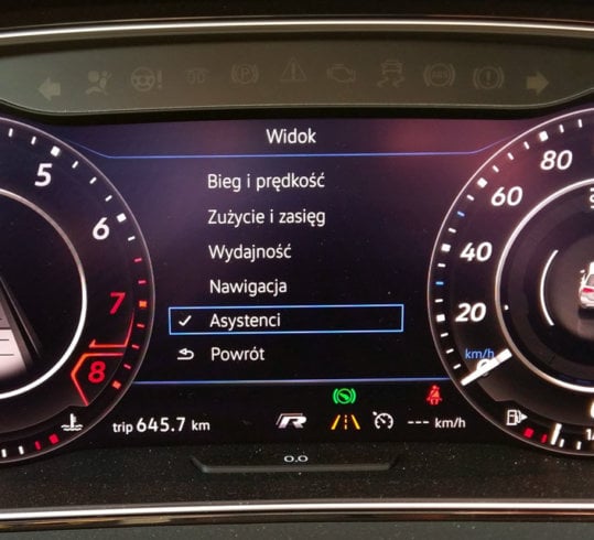 VW Golf R Variant - kokpit