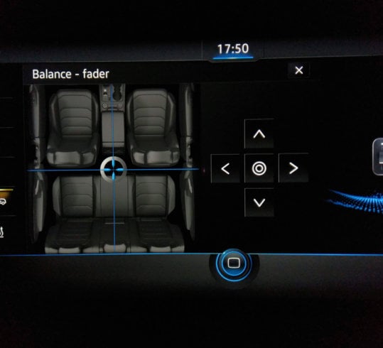 volkswagen Touareg - infotainment