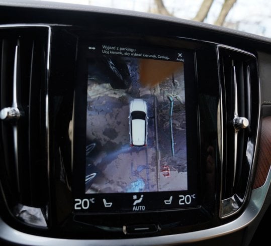 Volvo V60 CrossCountry D4 - cyfrowa asysta