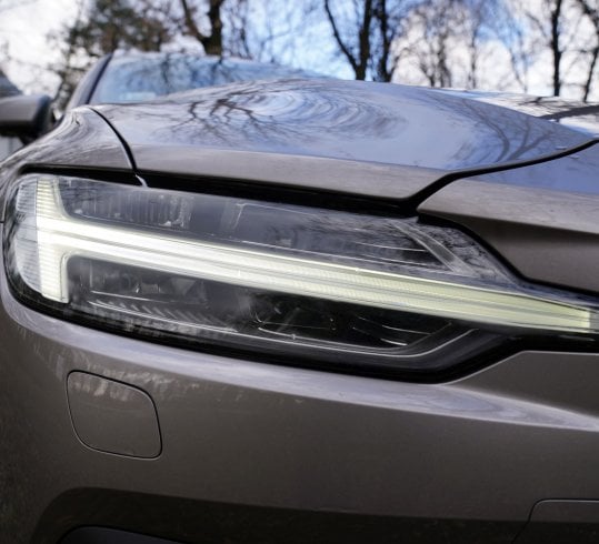 Volvo V60 CrossCountry D4 Polestar Performance z zewnątrz