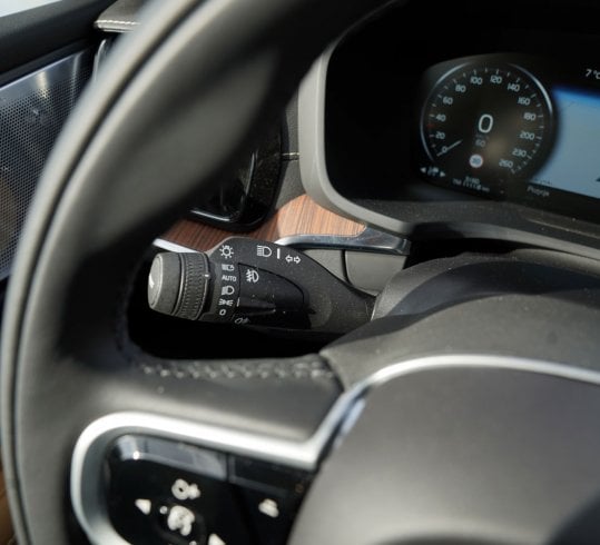 Volvo V60 CrossCountry D4 Polestar Performance wewnątrz - kokpit