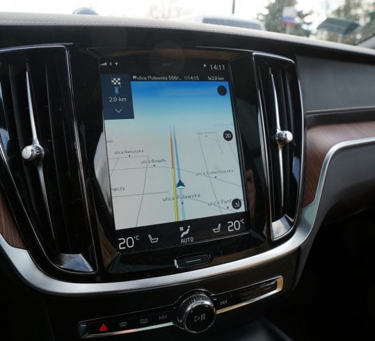 Volvo V60 CrossCountry D4 Polestar Performance wewnątrz - kokpit