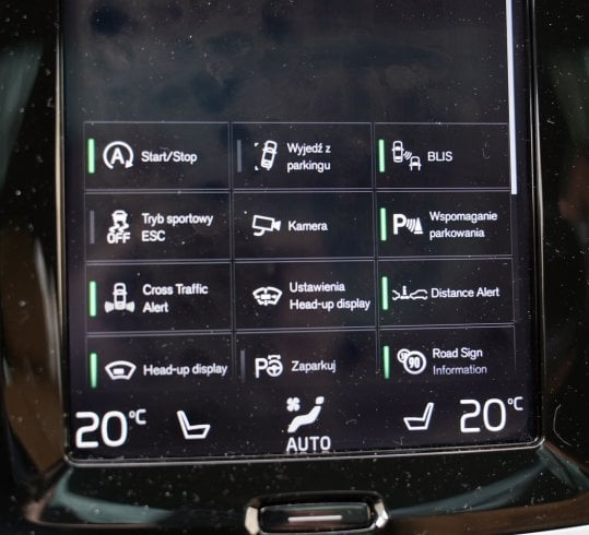 Volvo V60 CrossCountry D4 - cyfrowa asysta
