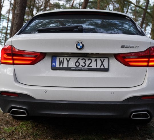 bmw 525d touring na zewnątrz
