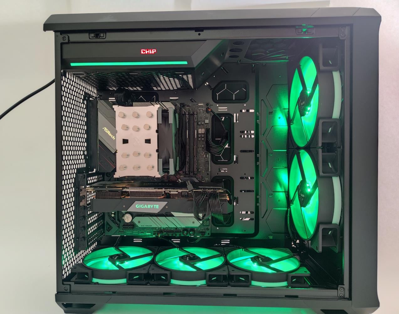 opinia Fractal Design Torrent Black RGB TG Light Tint, test Fractal Design Torrent Black RGB TG Light Tint, recenzja Fractal Design Torrent Black RGB TG Light Tint