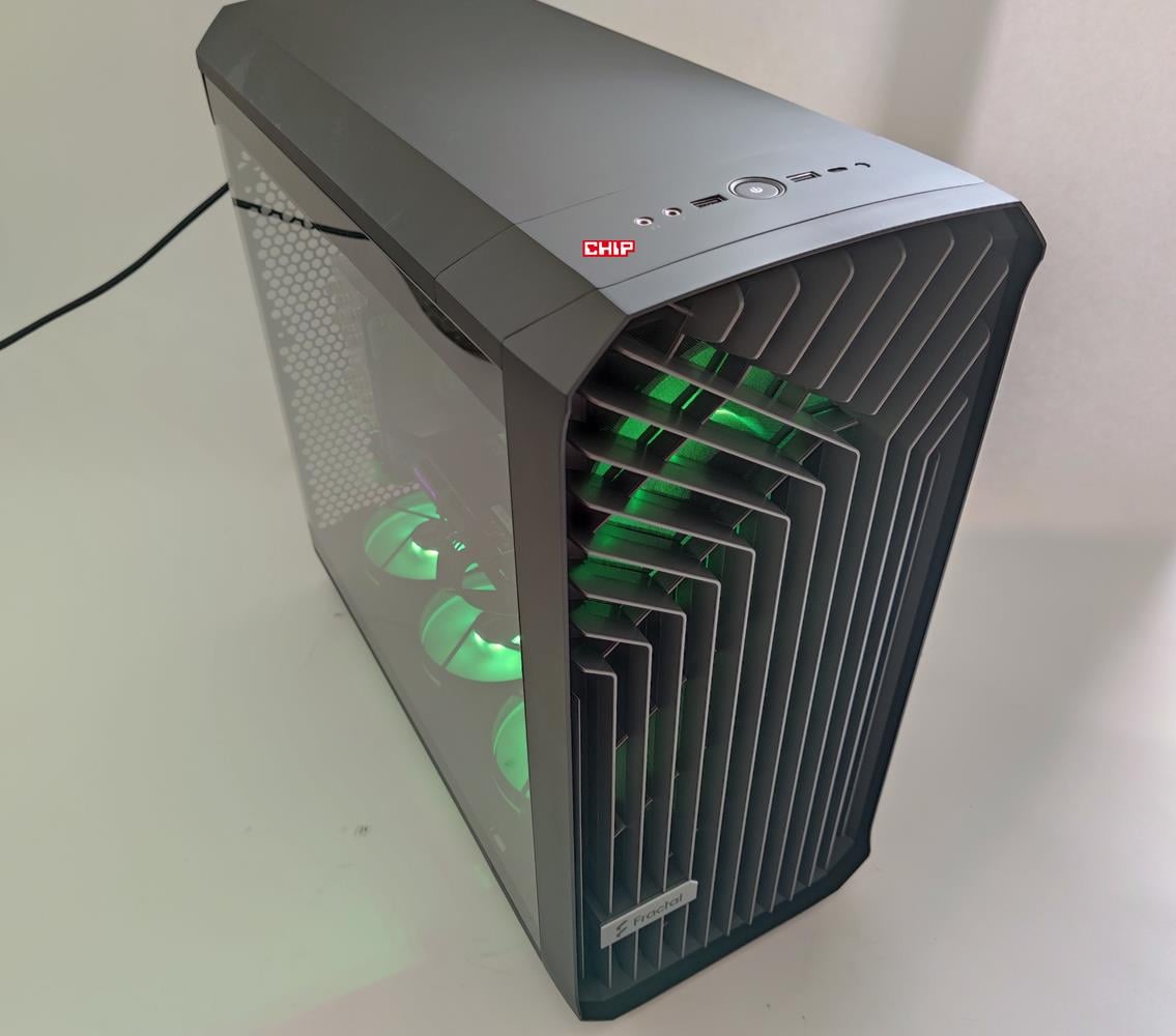 opinia Fractal Design Torrent Black RGB TG Light Tint, test Fractal Design Torrent Black RGB TG Light Tint, recenzja Fractal Design Torrent Black RGB TG Light Tint