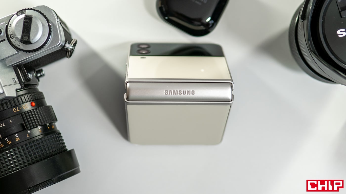 Galaxy Z Flip3
