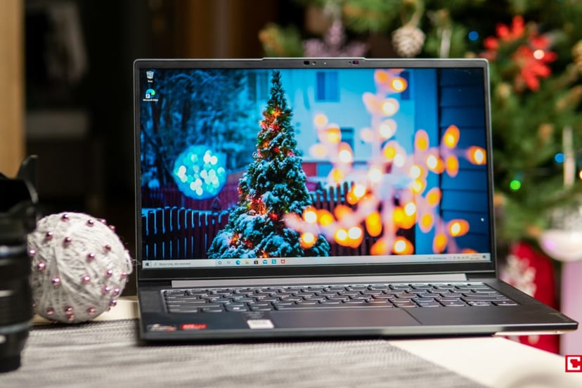 Poradnik Świąteczny 2021 – Polecane laptopy