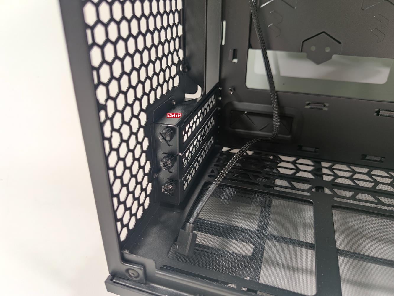 test Fractal Design Torrent Nano RGB Black TG Light Tint, recenzja Fractal Design Torrent Nano RGB Black TG Light Tint, opinia Fractal Design Torrent Nano RGB Black TG Light Tint