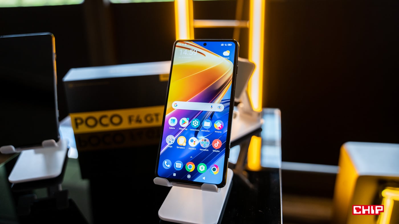 POCO F4 GT oficjalnie. To nowy szybki smartfon do gier i wymagających aplikacji