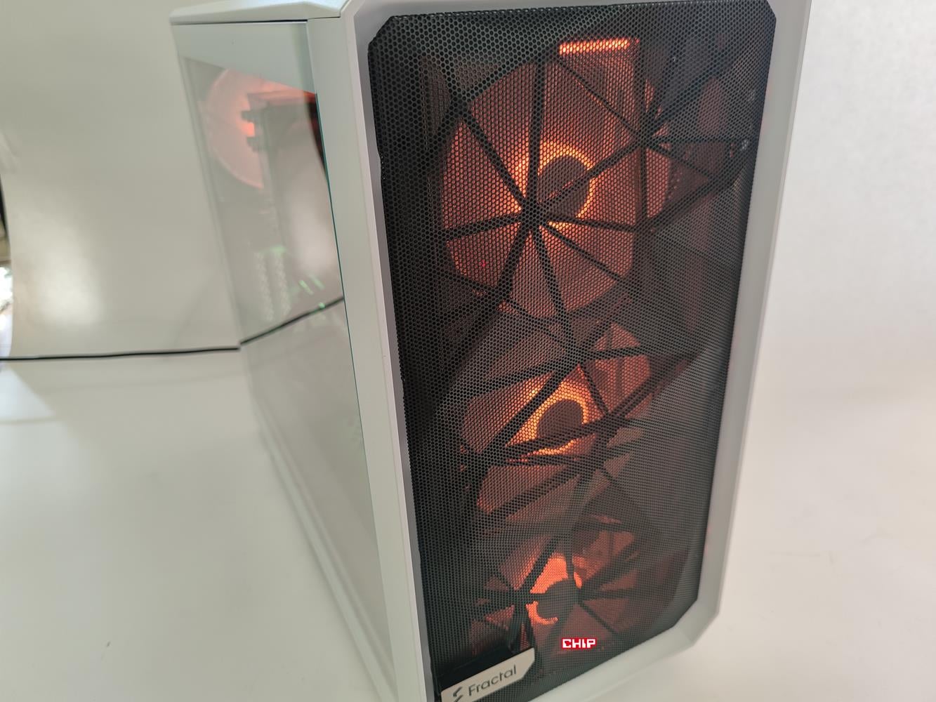 test Fractal Design Meshify 2 RGB White TG Clear Tint, recenzja Fractal Design Meshify 2 RGB White TG Clear Tint, opinia Fractal Design Meshify 2 RGB White TG Clear Tint