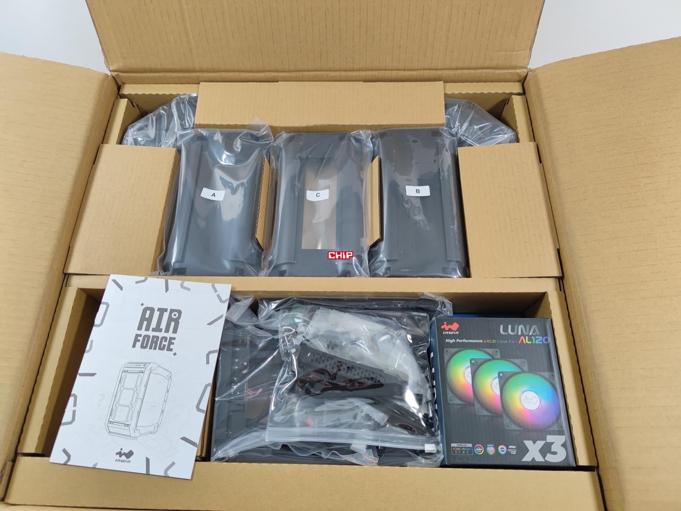 test InWin Airforce, recenzja InWin Airforce, opinia InWin Airforce