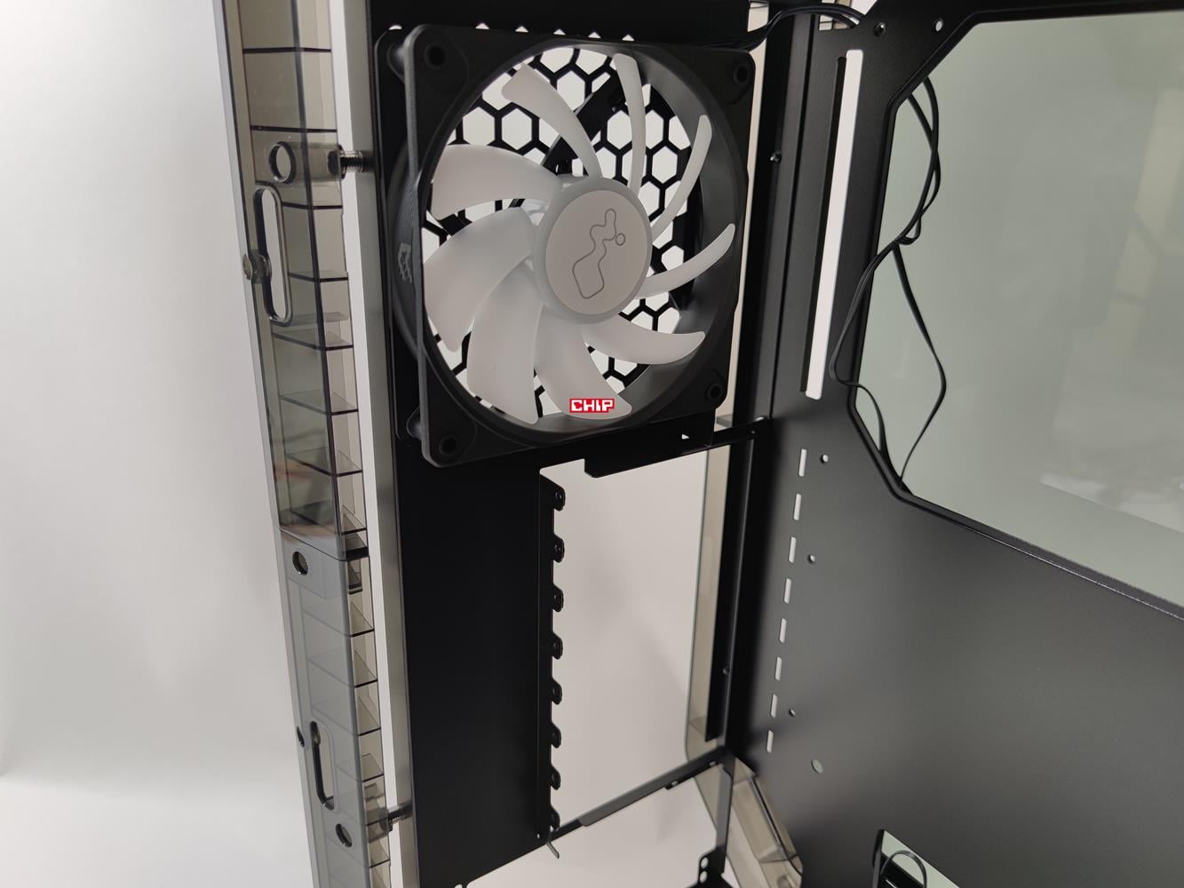 test InWin Airforce, recenzja InWin Airforce, opinia InWin Airforce