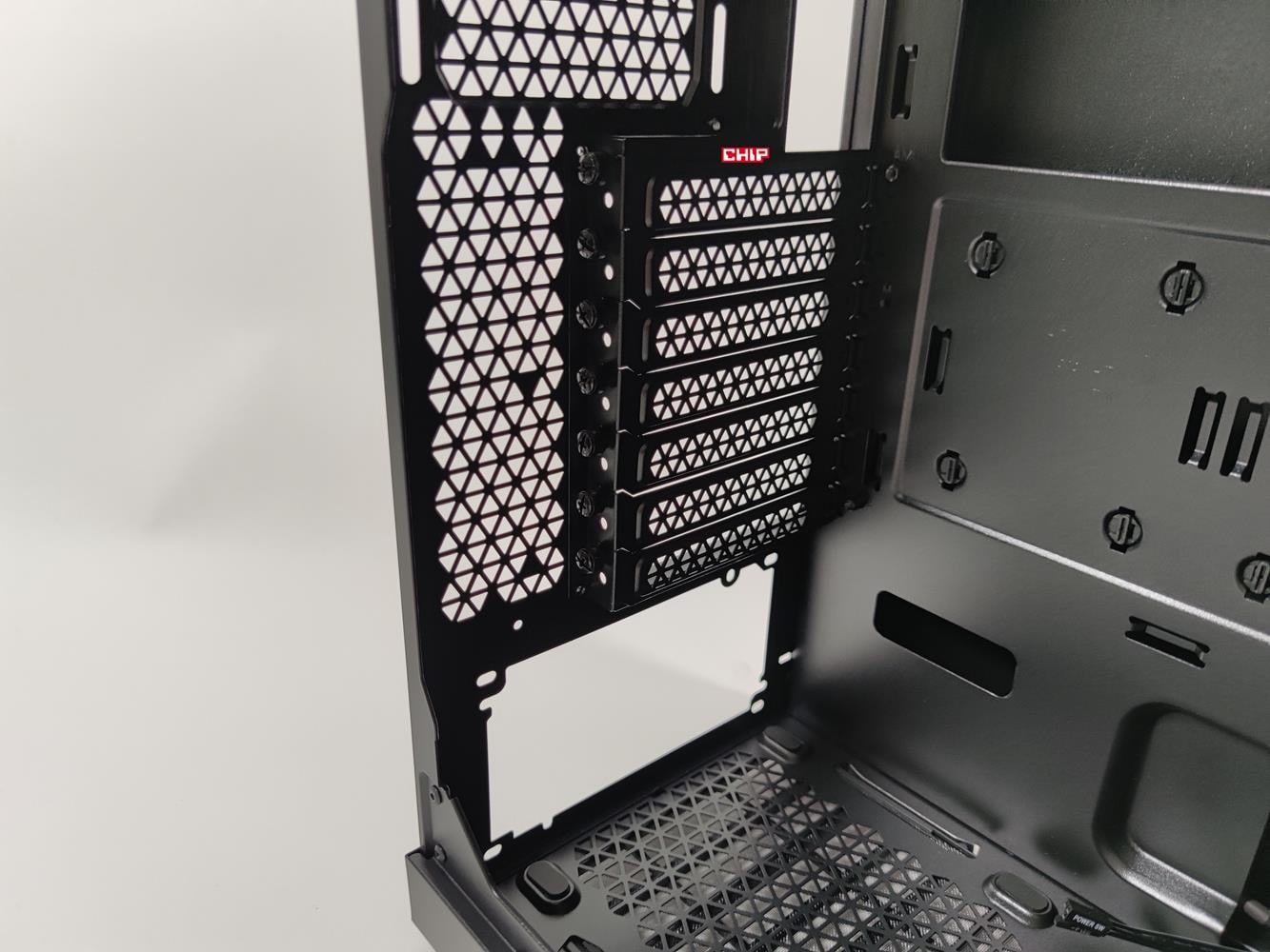 test Fractal Design Focus 2 Black TG Clear Tint, recenzja Fractal Design Focus 2 Black TG Clear Tint, opinia Fractal Design Focus 2 Black TG Clear Tint