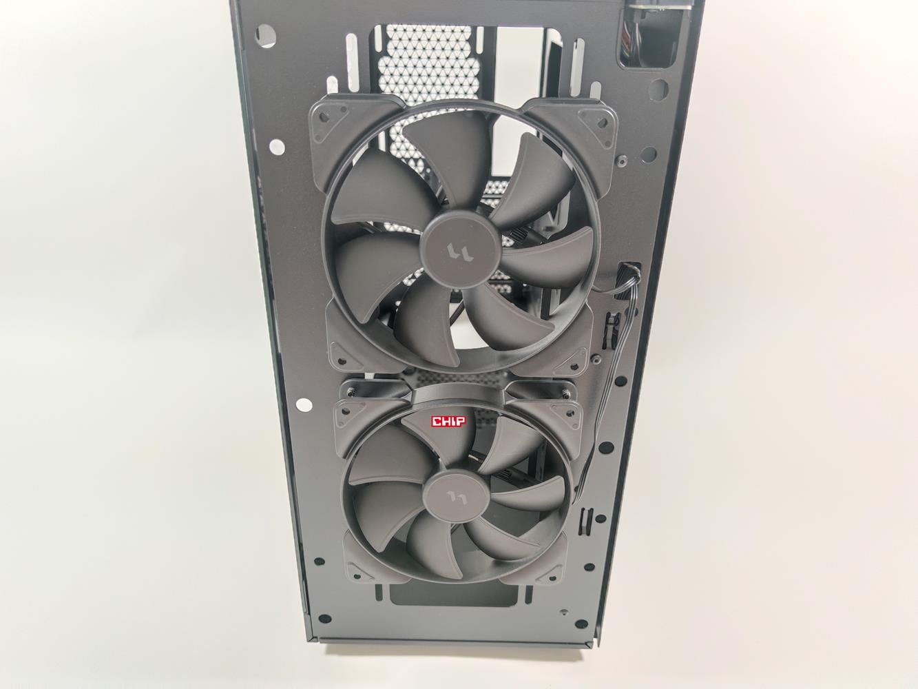 test Fractal Design Focus 2 Black TG Clear Tint, recenzja Fractal Design Focus 2 Black TG Clear Tint, opinia Fractal Design Focus 2 Black TG Clear Tint
