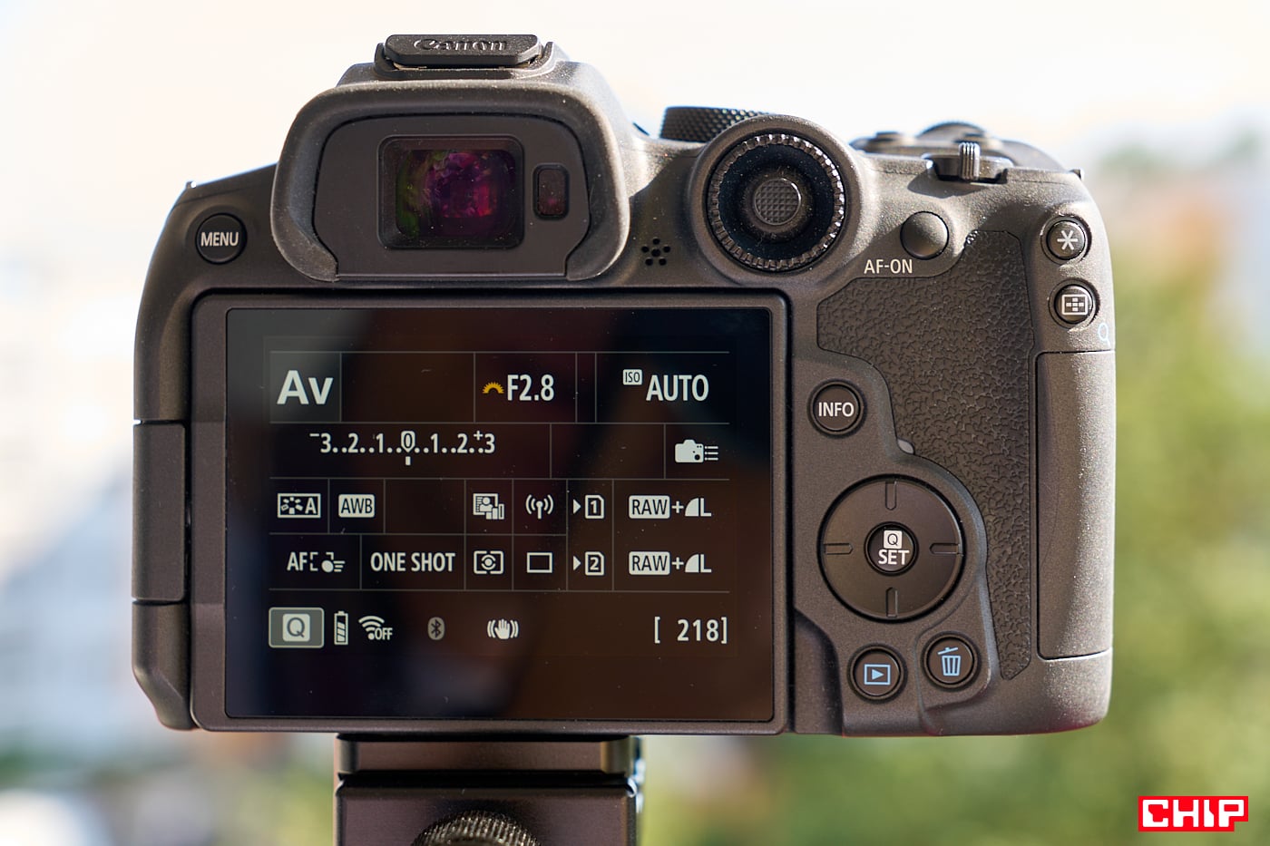 Canon EOS R7