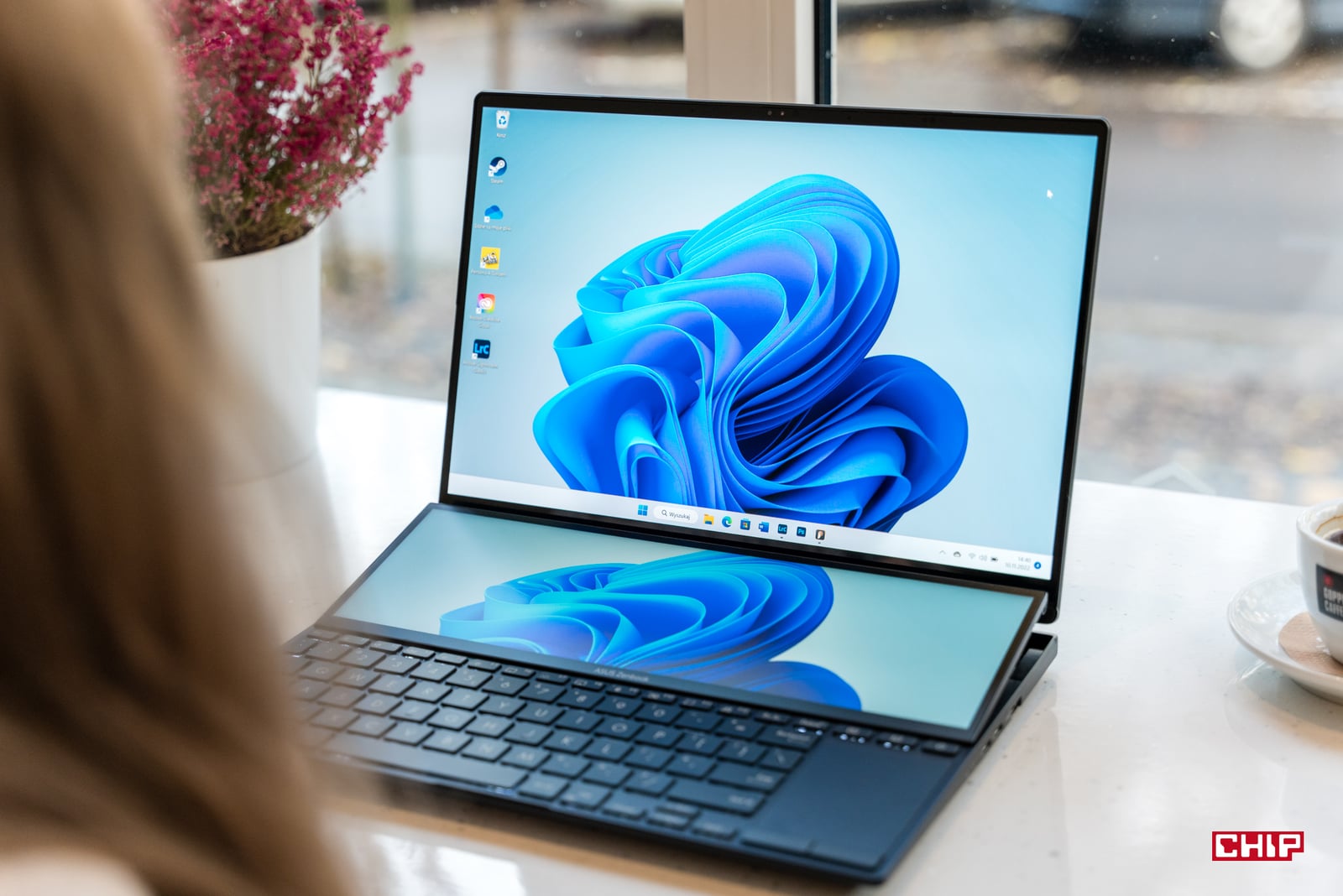Asus ZenBook Pro 14 Duo OLED