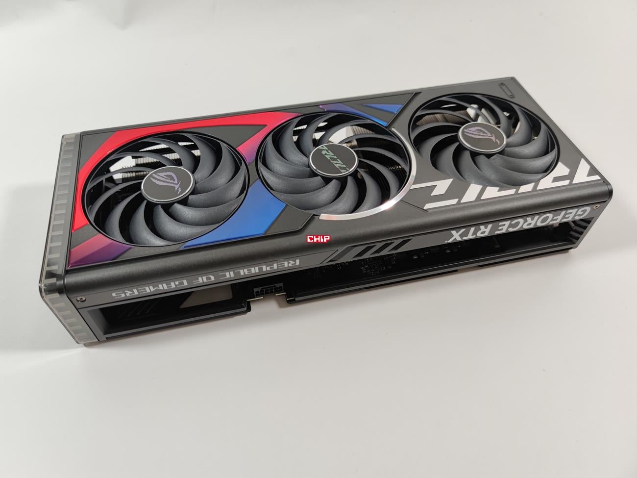test Asus GeForce RTX 4070 Ti ROG Strix OC, recenzja Asus GeForce RTX 4070 Ti ROG Strix OC, opinia Asus GeForce RTX 4070 Ti ROG Strix OC