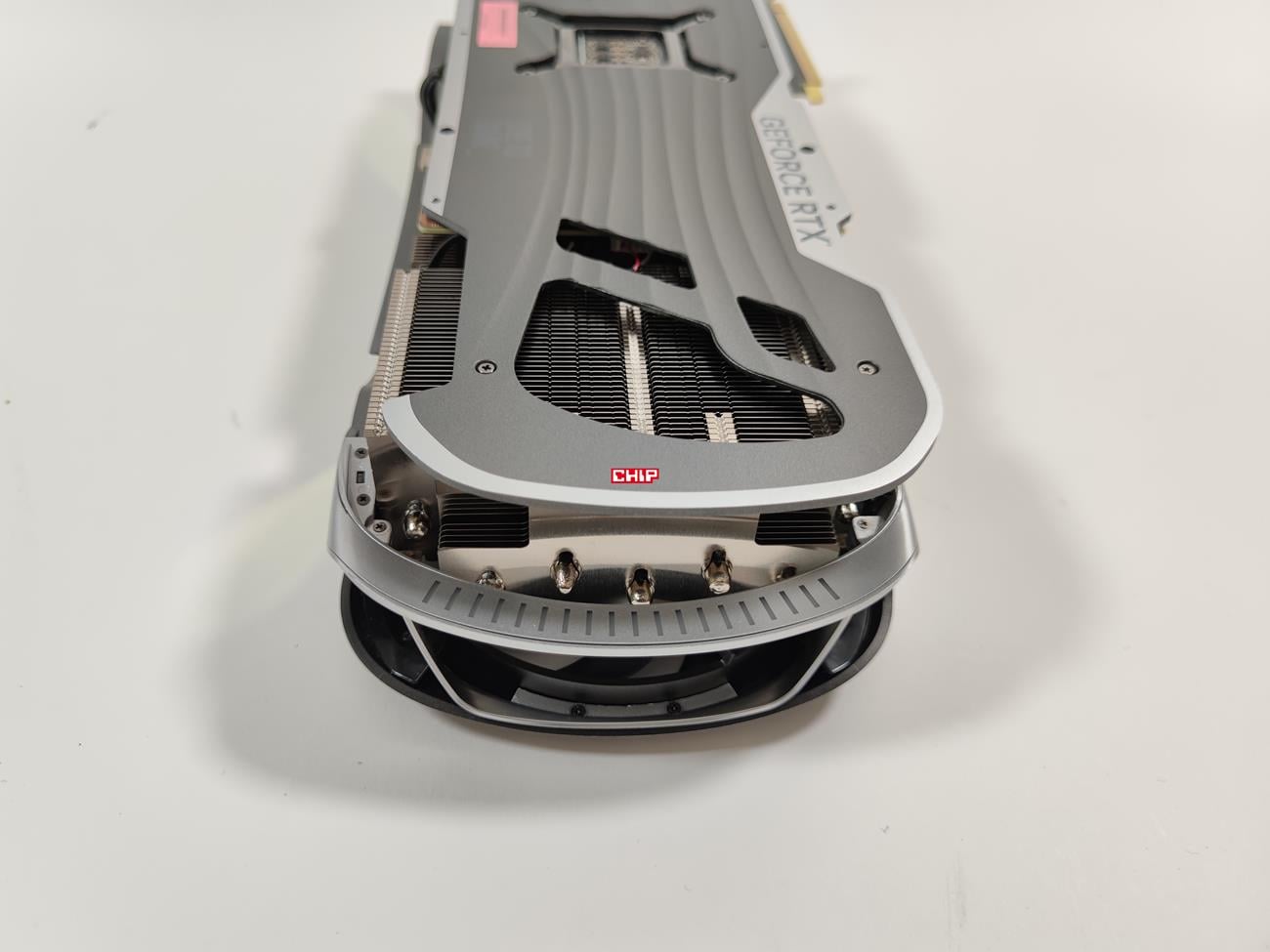 test ZOTAC GeForce RTX 4070 Ti AMP Extreme AIRO, recenzja ZOTAC GeForce RTX 4070 Ti AMP Extreme AIRO, opinia ZOTAC GeForce RTX 4070 Ti AMP Extreme AIRO