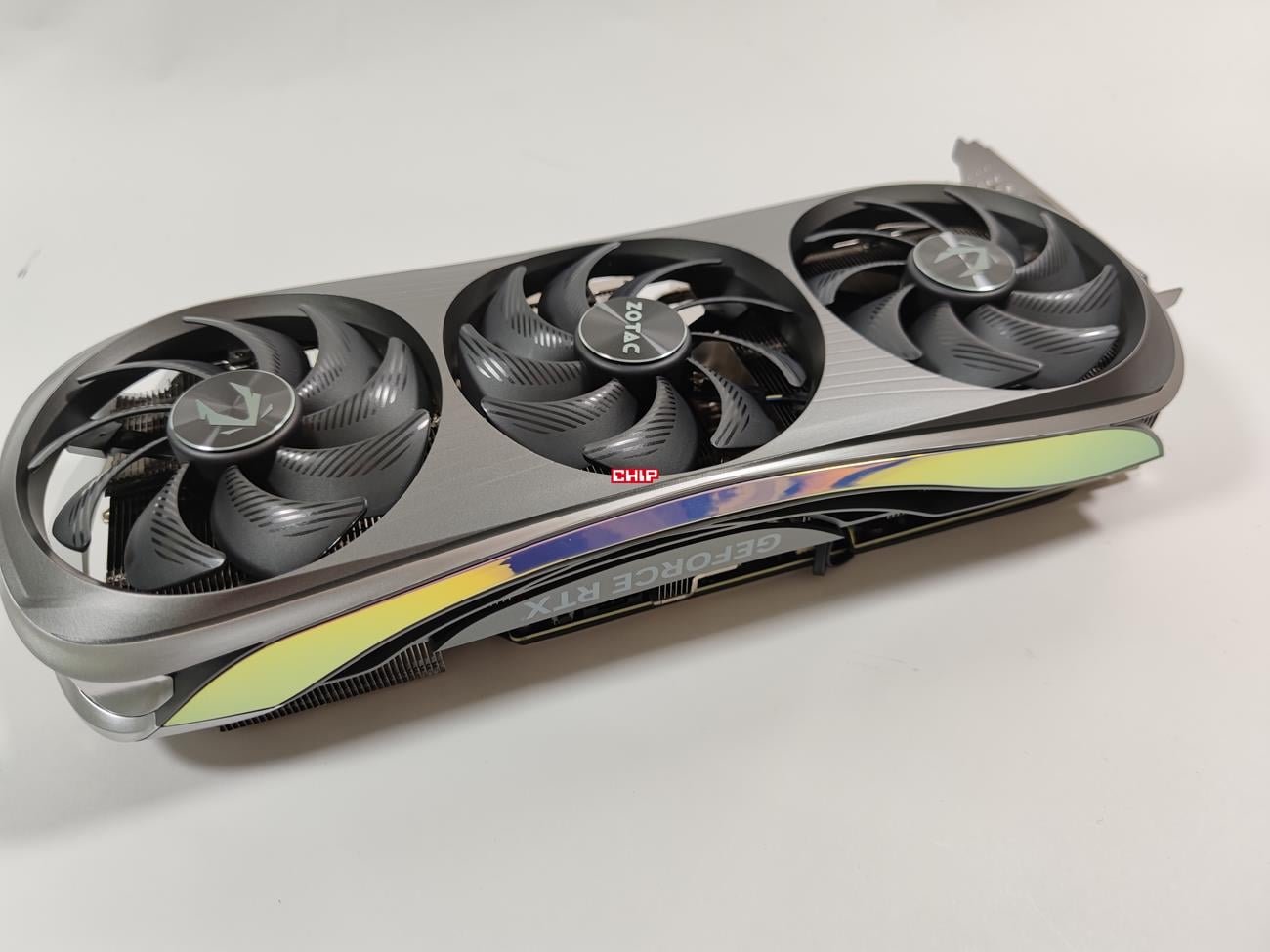 test ZOTAC GeForce RTX 4070 Ti AMP Extreme AIRO, recenzja ZOTAC GeForce RTX 4070 Ti AMP Extreme AIRO, opinia ZOTAC GeForce RTX 4070 Ti AMP Extreme AIRO