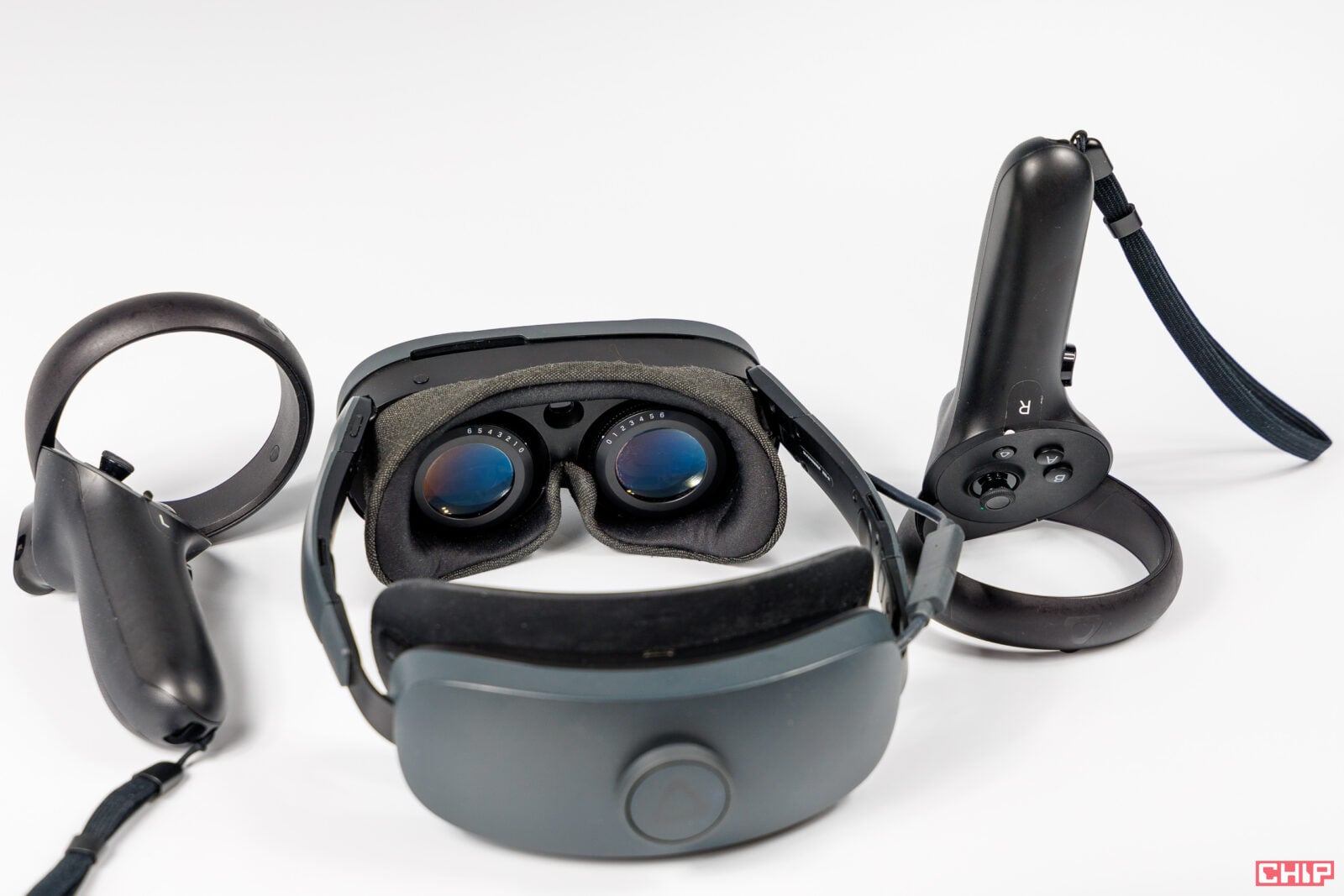 HTC Vive XR Elite