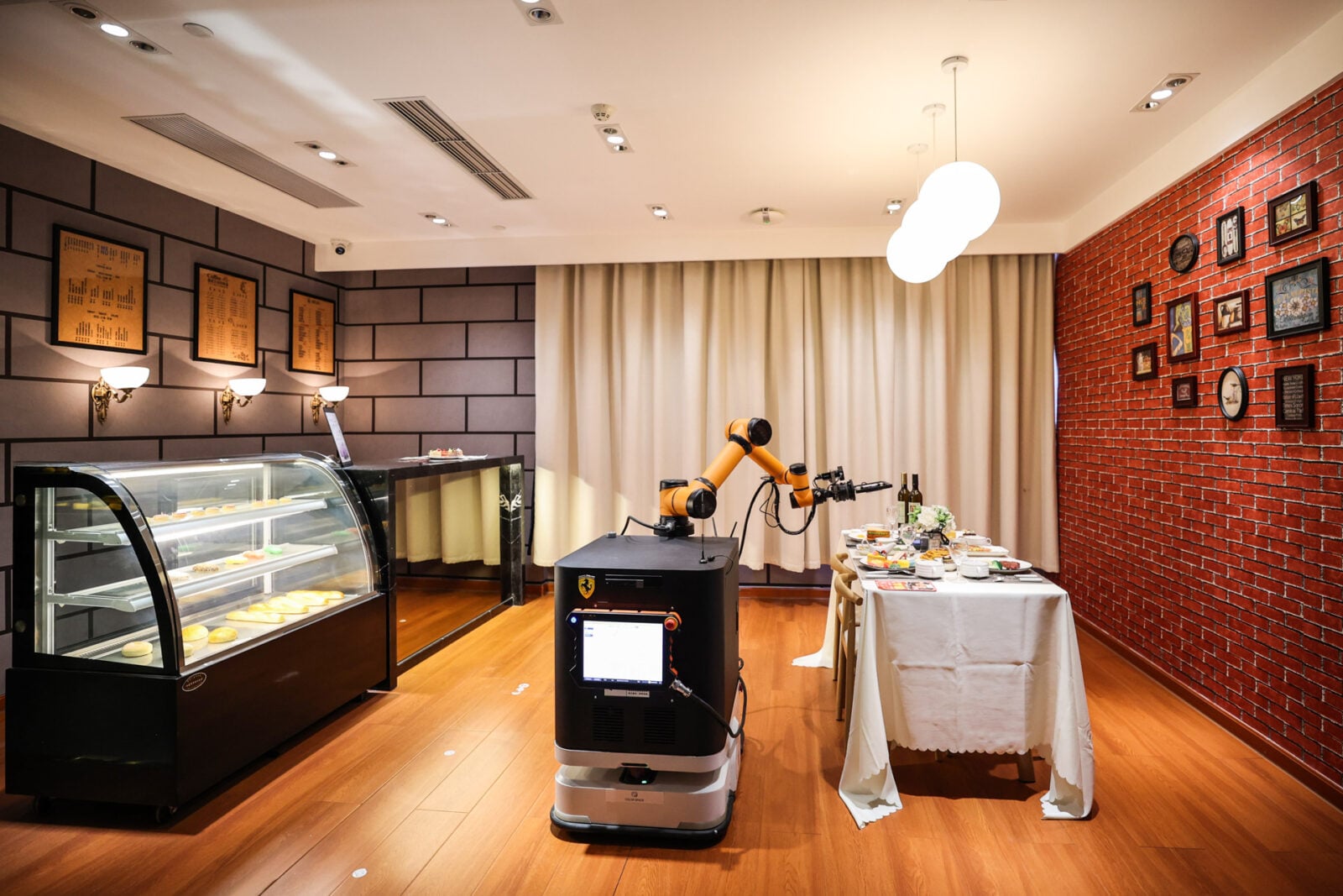 OPPO Intelligent Imaging Lab - kawiarnia