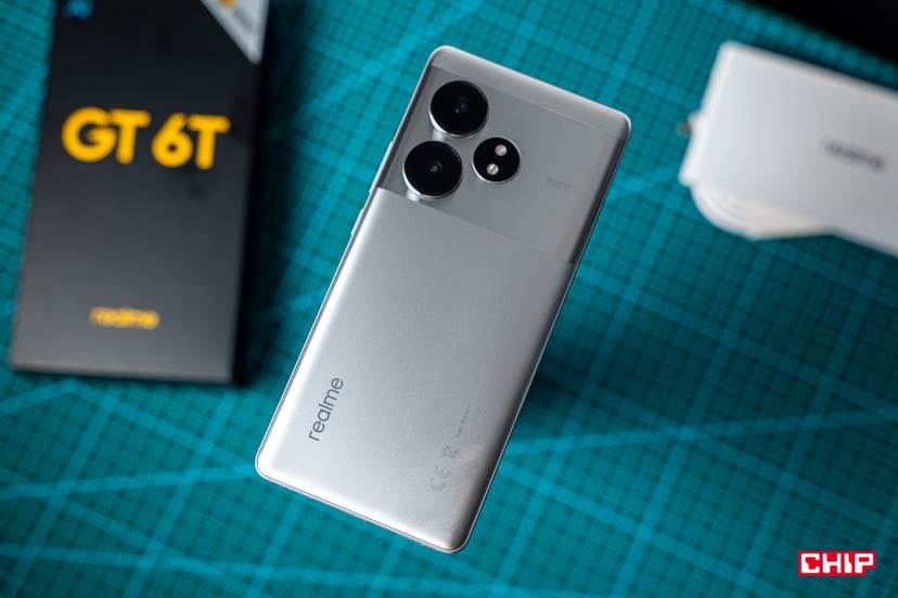 realme GT 6T