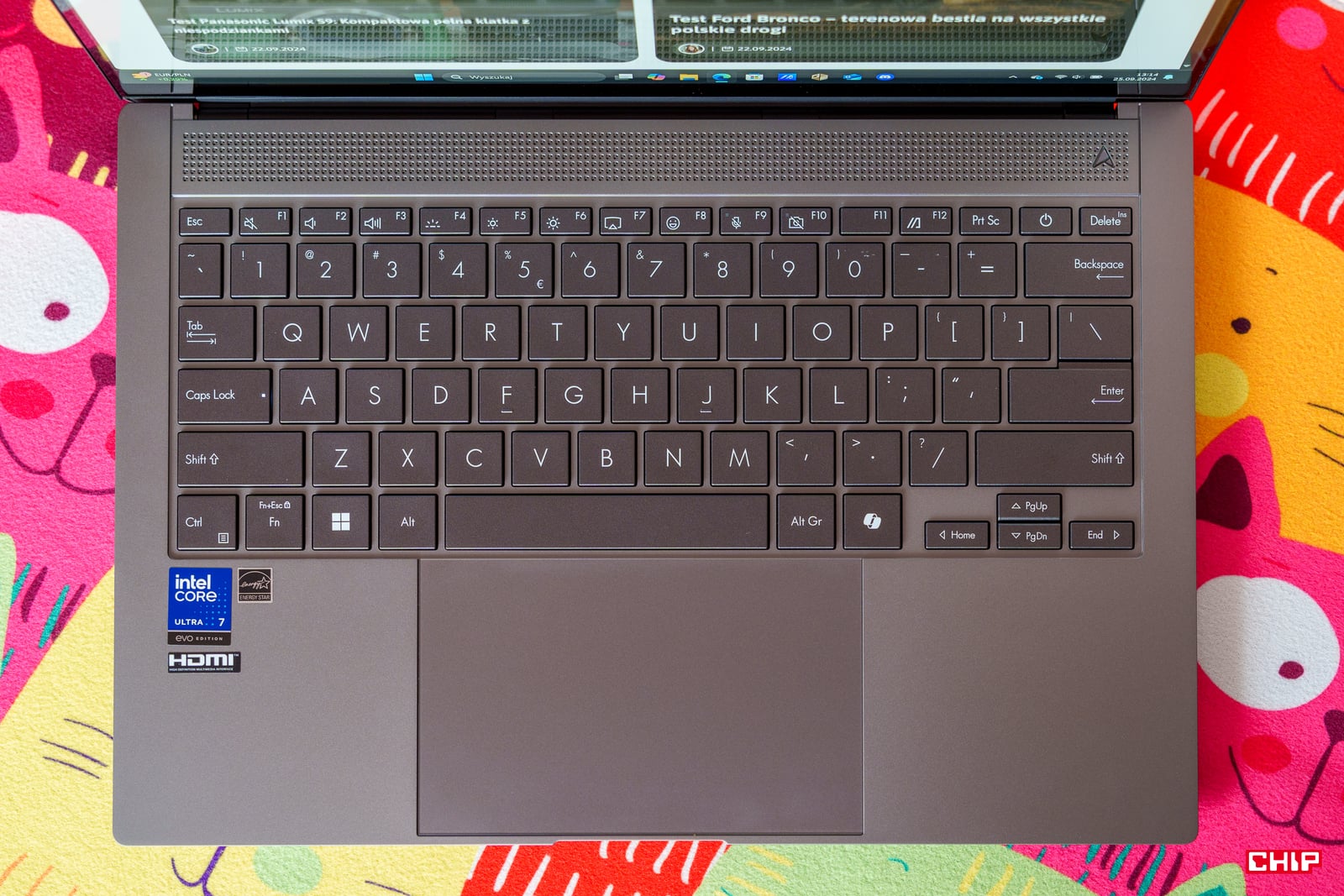 Asus Zenbook S14 UX5406