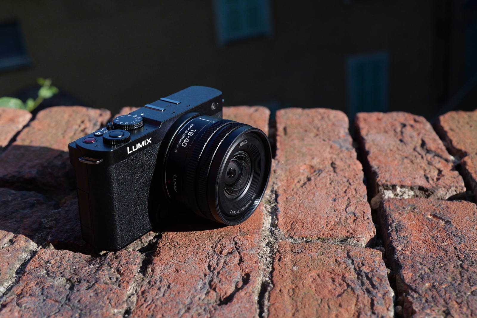 Lumix S9