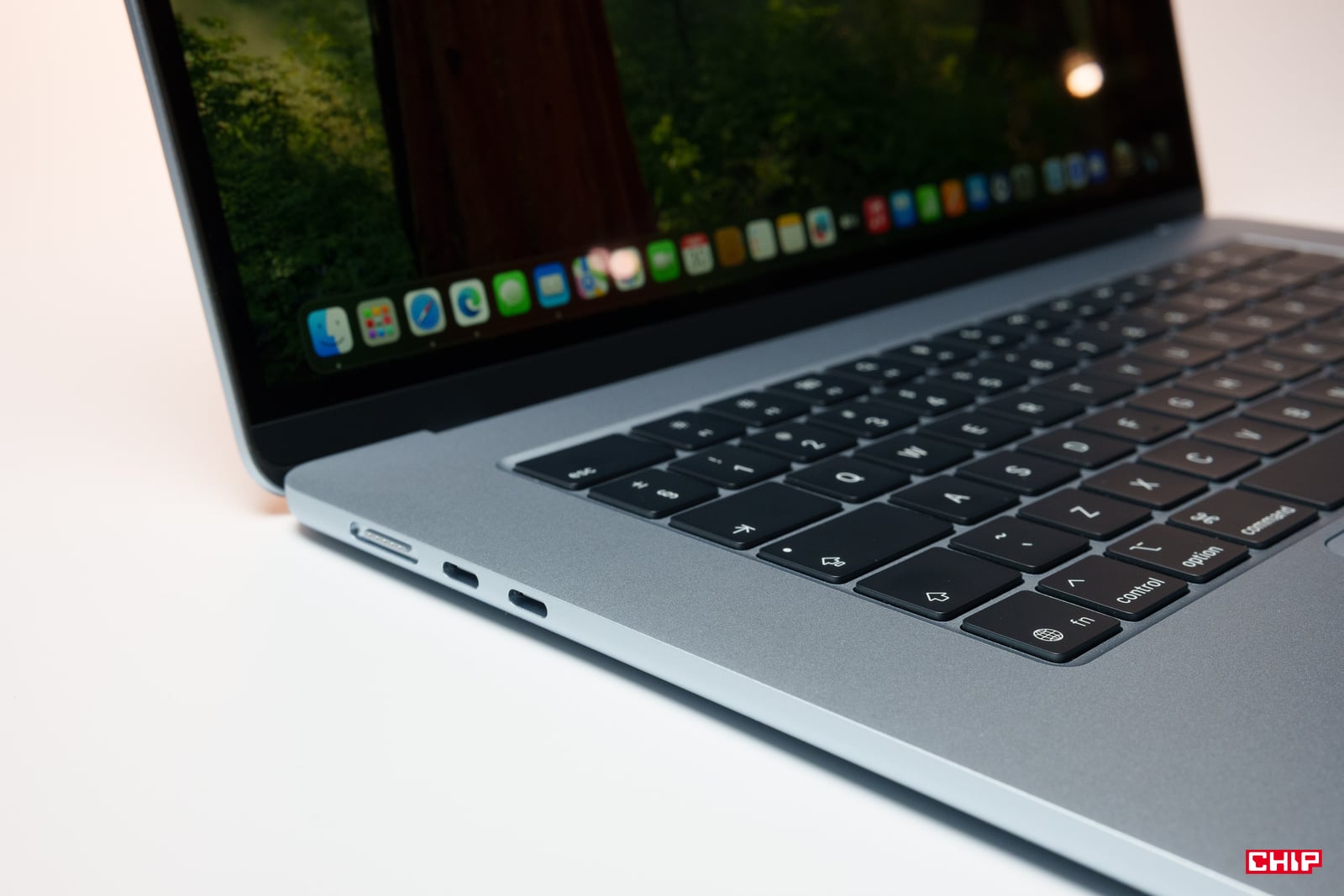 MacBook Air M4