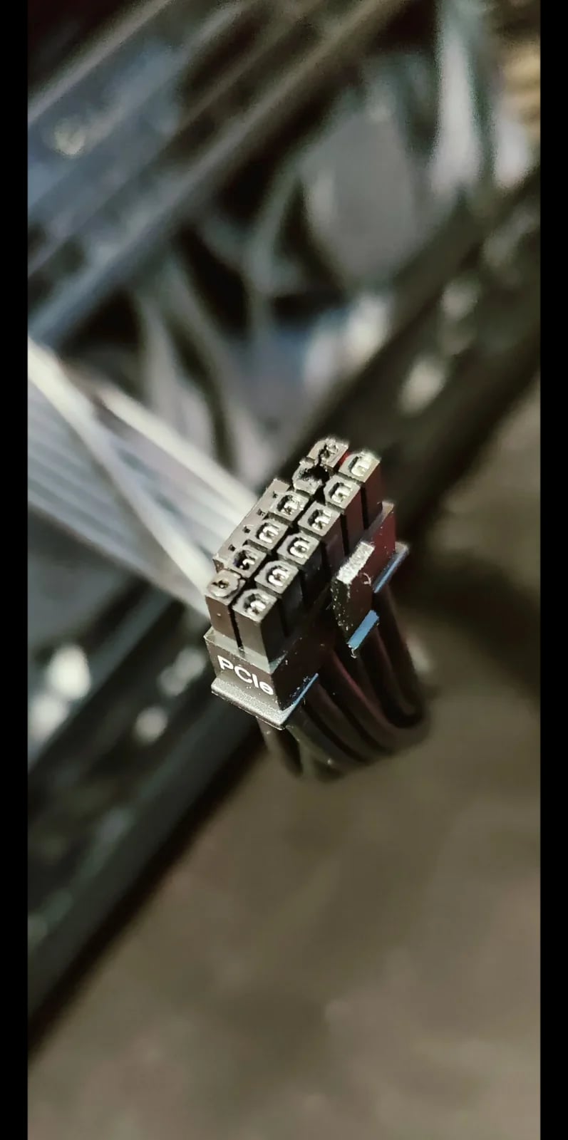 RTX 5090 uszkodzone
